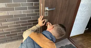 Ремонт дверного замка в Каменске-Уральском – цена от 585 руб., Мастер24 – починить и усилить замок входной двери, наладка и реставрация